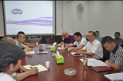 中心和燕子乡,参观考察了旺苍县创新创业和燕子乡农业产业发展情况,就