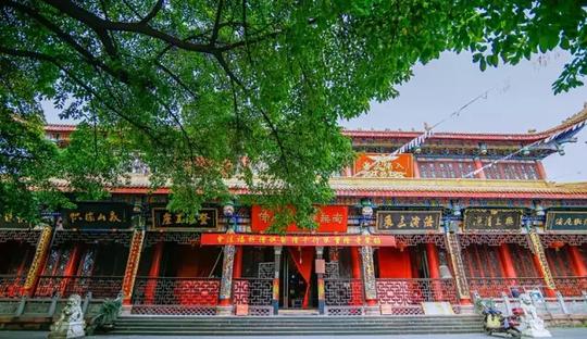图为邹子川拍摄昭觉寺被誉为"川西第一禅林",时至今日,来到成都