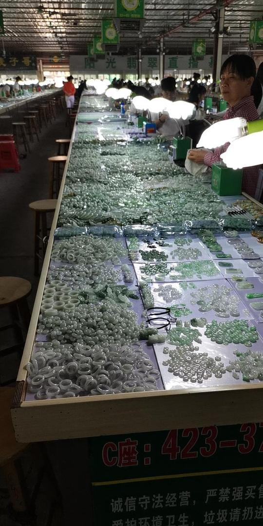 寻找肇庆地标▏四会天光墟:全国首屈一指的玉器市场