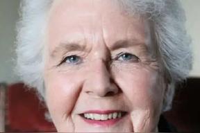 斯蒂芬妮&middot;科尔