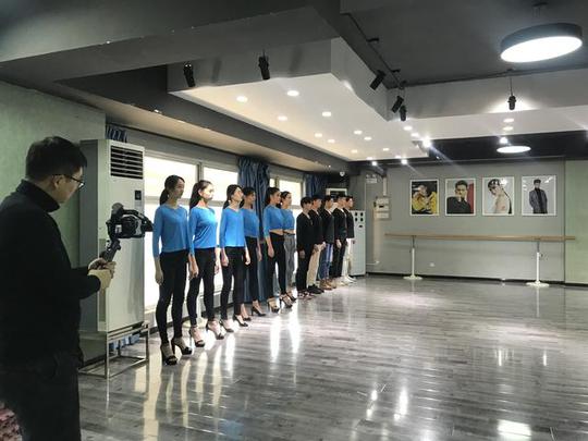 【学拍视频剪辑,好找工作吗?】看看8年影视从业者怎么