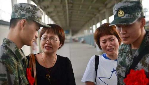 大学生入伍当兵有什么好处?这四点就足够很多人羡慕了