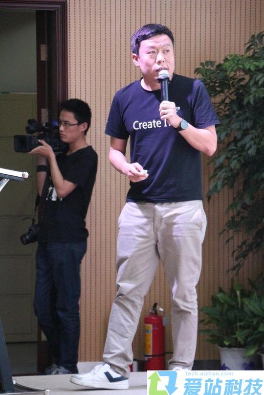 凤凰社创业俱乐部联手华为企业云第三届创业启跑暨创业高峰论坛圆满