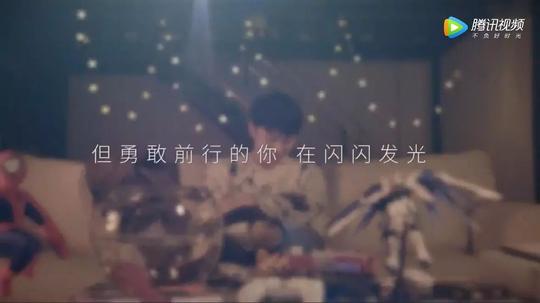 告别"丧"文案,2018开年这三支短视频,彻底让你"燃"