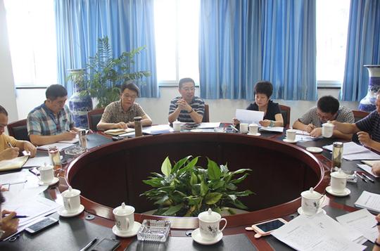 重庆市渝中区人力社保局领导调研就业创业工作
