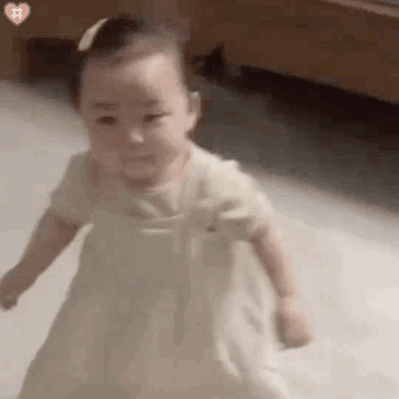 萌娃小手比心特效表情可爱