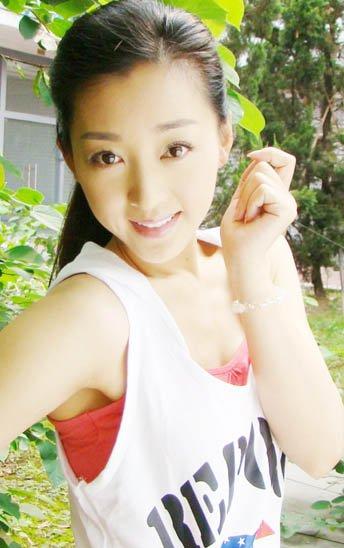 快手变性人夏绣美-清爽自拍展夏日活力美肌姜鸿清爽自拍展夏日活力美肌姜鸿清爽自
