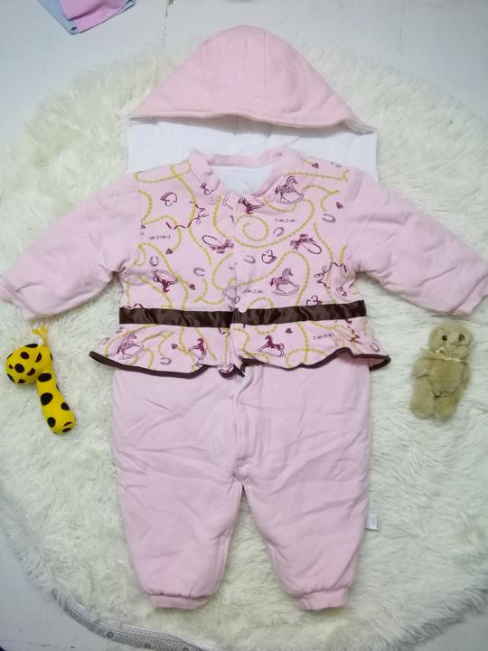 婴儿冬装新生儿外出抱连体衣服女宝宝加厚哈衣幼儿童带帽哈服