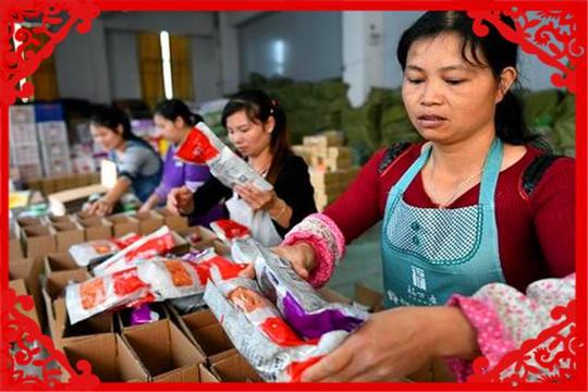 一个40岁的人，目前在农村有哪些赚钱的途径?这几方面都可以