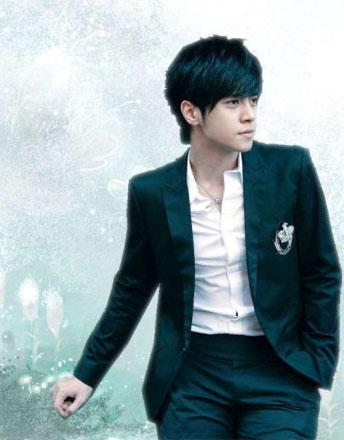 罗志祥呕吐表情包gif