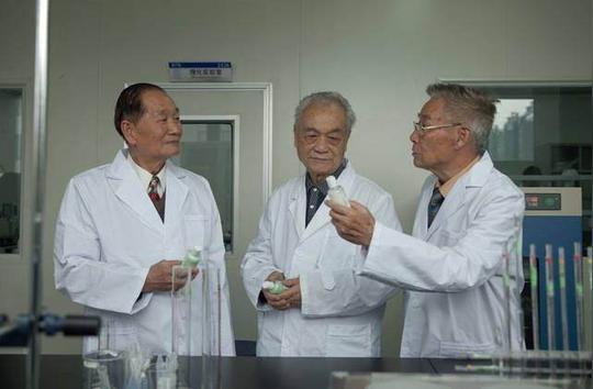 比褚时健创业年龄还大的创业者:83岁第二次创业再战中国药妆市场
