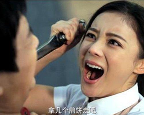 【图】煎饼侠袁姗姗搭配大鹏本色出演表情逗比台词好