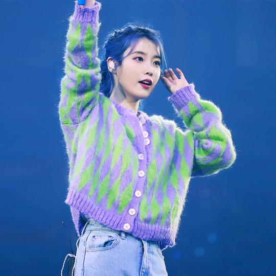 抖音爆款李智恩iu同款复古菱格毛衣女韩版马海毛宽松减龄洋气慵懒