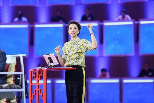 中国诗词大会董卿主持现场图片董卿图片
