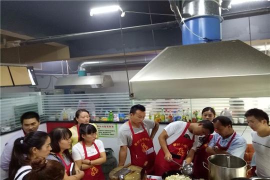 沈丘县特色一根面技术(本钱不多做什么小生意)