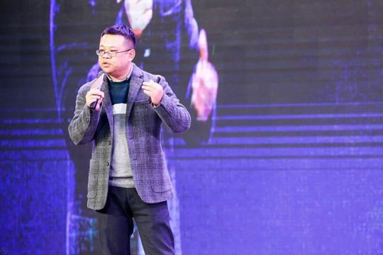 科技正文果小美ceo阎利珉分享了创业半年多来的感悟以及对果小美