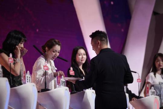 励志创业男嘉宾上《非诚勿扰》相亲要拼事业也要做生活家