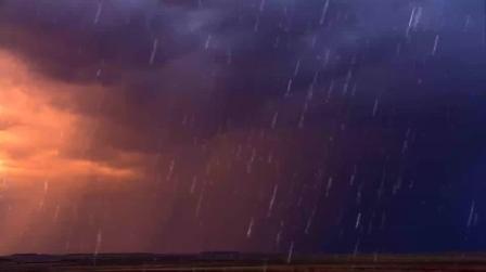草原上乌云密布暴雨闪电电闪雷鸣三维动画高清视频素材_2020529153741.mp4