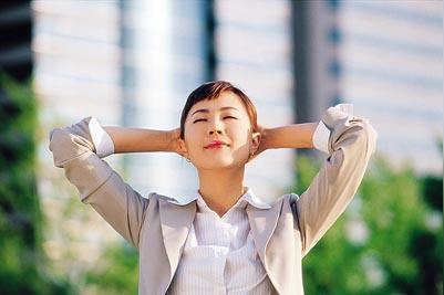 励志女性做点小本投资创业,提升自我价值,让自己变得不可代替.