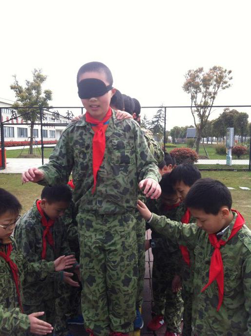我们体能拓展训练