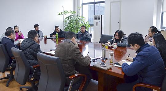 三,加强创新创业通识教育,树立品牌.