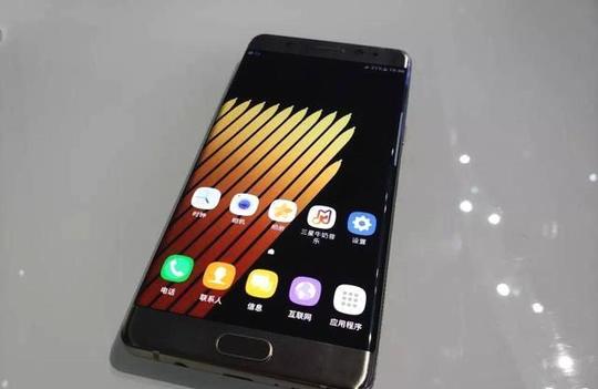 三星又来"大姨妈"s9爆出冷门,触控间接失灵!