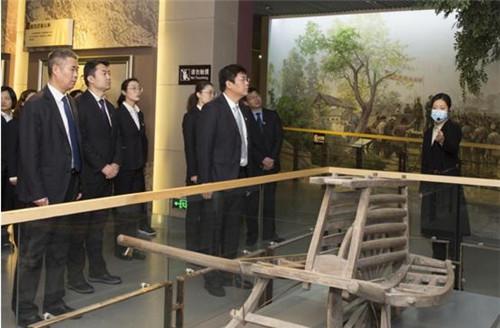 农发行开封市分行开展党史学习教育主题党日活动