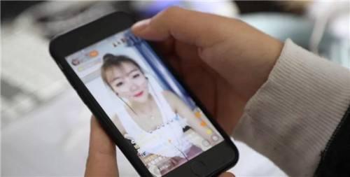 学快手拍短视频(快手怎么拍视频上热门)-看宝吧