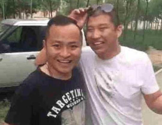 二驴和仙洋约架被封,快手到底损失多少钱