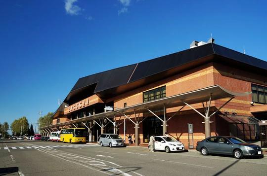沿冷门航线,俯瞰日本隐秘腹地与僻静离岛