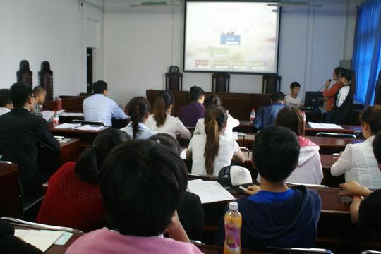2015年立项大学生创新创业训练计划项目开题答辩工作顺利完成