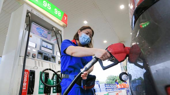 油价迎年内第十涨原因