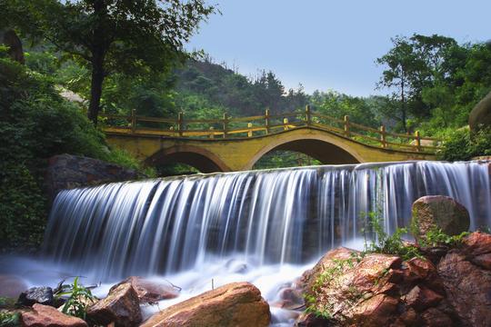 雨后慢门拍小瀑布by老纪头山东展区_网易摄影