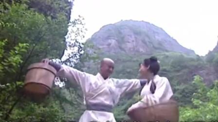 吴京儿子手臂线条怎么样