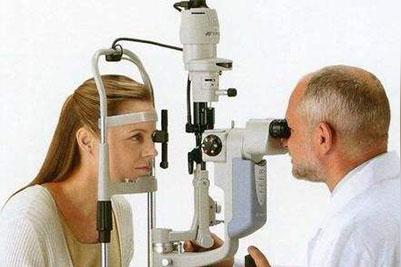 重庆医药高等专科学校眼视光技术