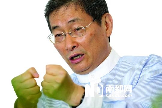 南都记者面对面采访长期在深圳做生意的台湾"竹联帮"大佬张安乐.