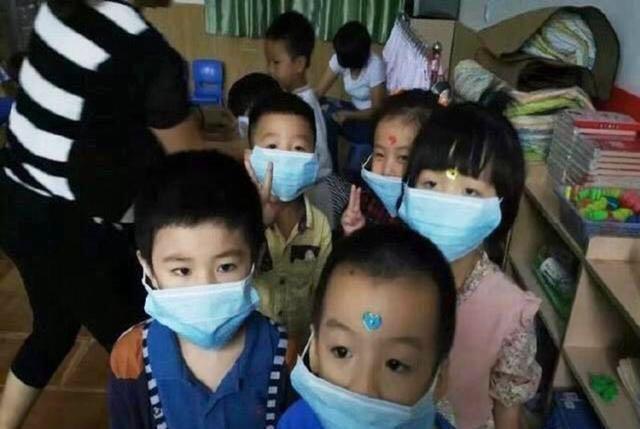 幼儿园开学第一天家长朋友圈说说