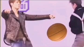 罗志祥呕吐表情包gif