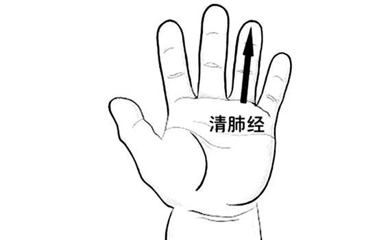 宝宝一直打嗝怎么推拿