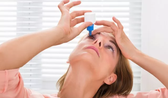 孩子红眼病的表现是什么