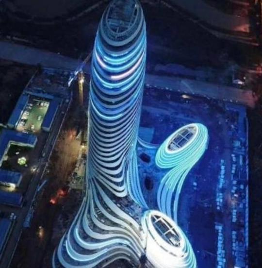 广西南宁新媒体大楼.“美”的超出想象