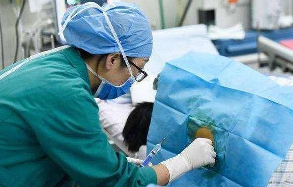 剖腹产打麻药打哪里?