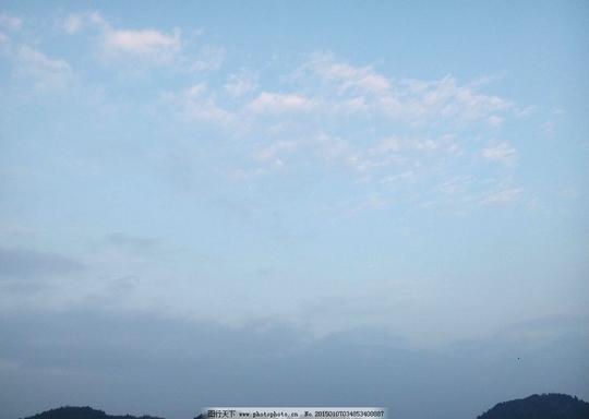 天空云图背景天空背景图片蓝天白云灰色的云高清云图下载