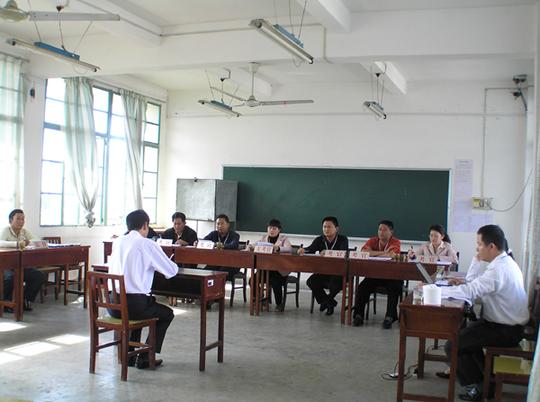 教室中的面试考场_洛阳通慧公考辅导_新浪博客