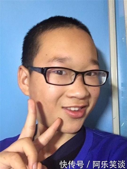 网红郭乐乐网吧拍段子被打现被微博快手封杀粉丝曾