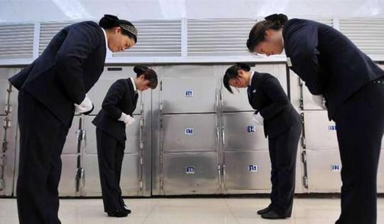这四个冷门专业,行业岗位比较稀缺,就业前景不容乐观!