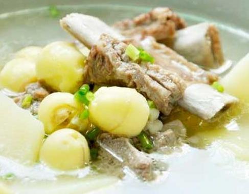 骨头汤萝卜汤的做法