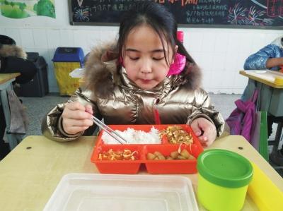 宝宝吃什么好呢怎么说