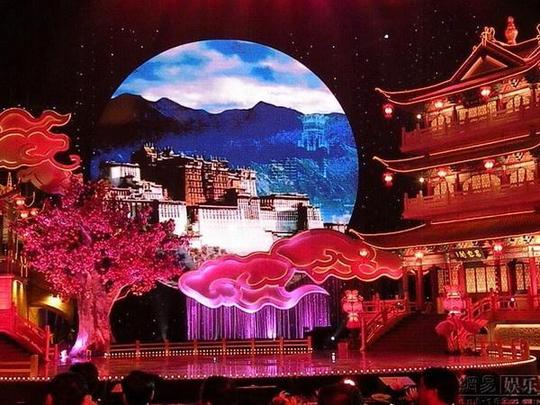 "宜春月·中华情"——中央电视台2009年中秋晚会节目名单有:开场