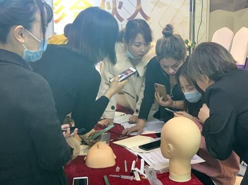 国内顶尖微整形美容培训学校在哪里可以报名?